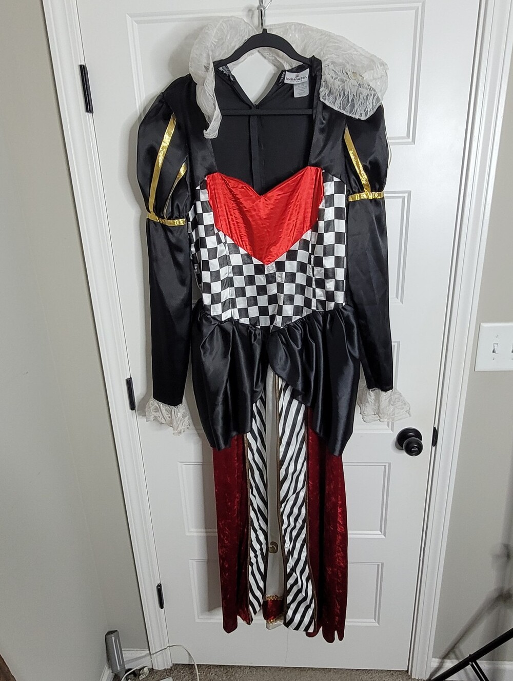 InCharacter Halloween Costumes Women's Queen Of Hearts Size L